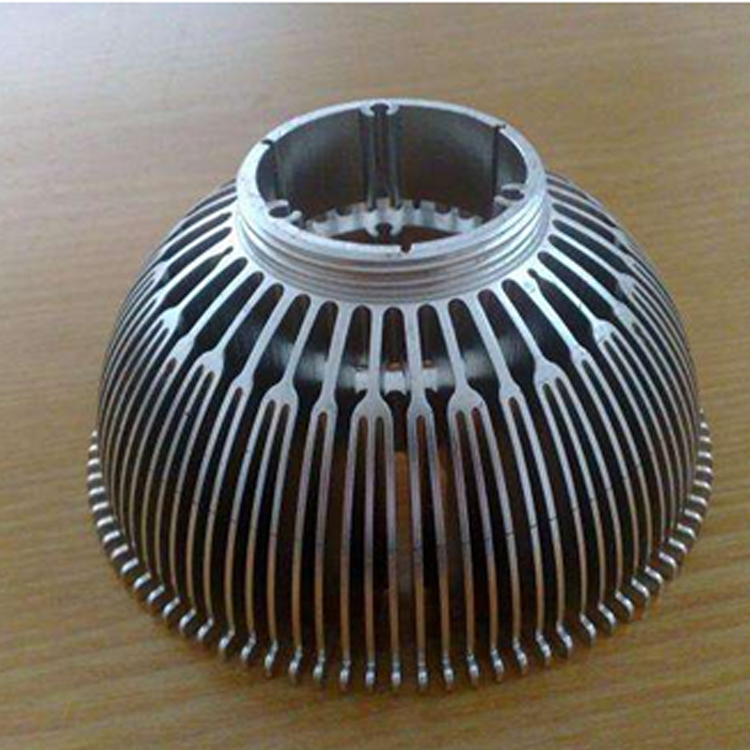 多功能两用激光焊接机在灯饰行业的应用 多功能两用激光焊接机在灯饰行业的应用