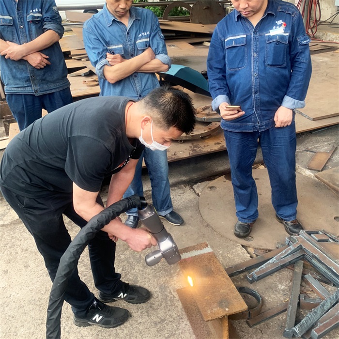 激光清洗机 激光清洗机