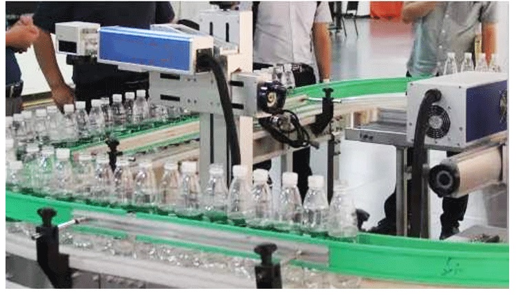 CO2飞行在线激光喷码机 CO2飞行在线激光喷码机