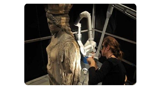 激光清洗:消除“岁月痕迹”,还文物“重焕光彩”  激光清洗:消除“岁月痕迹”,还文物“重焕光彩”